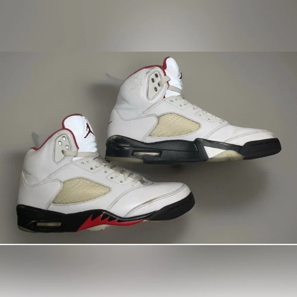 Mens Size 8 Nike Air Jordan 5 V Retro Shoes Fire
Red Silver Tongue 2020 PROJECT - Picture 2 of 10